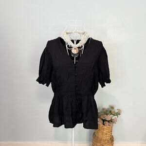 Stunning black vintage Y2K fitted babydoll peasant lace button up blouse